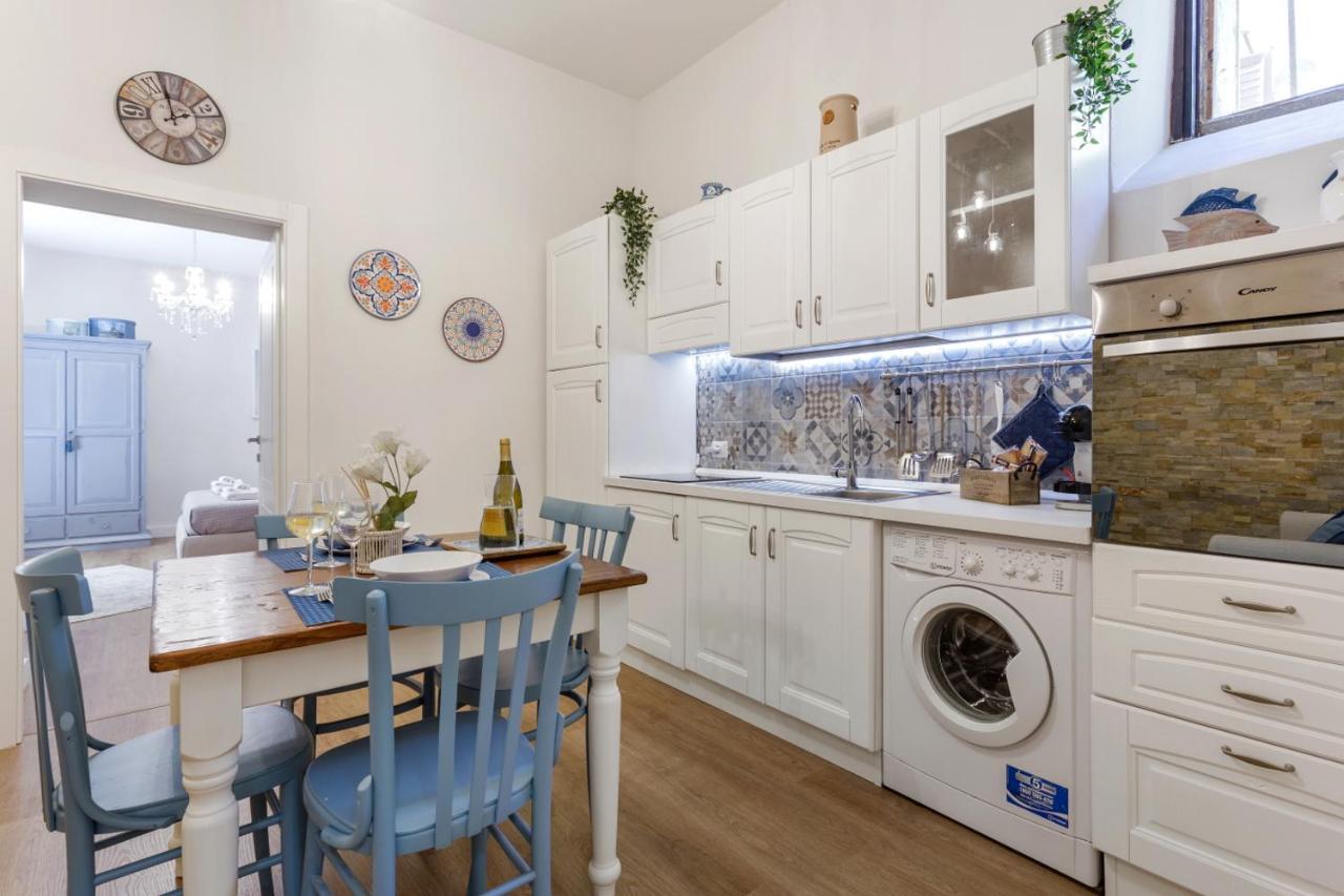 Casa Nagale- Una Suite Di Charme Nel Cuore Di Ortigia A 50 Mt Dal Mare Syracuse Екстер'єр фото