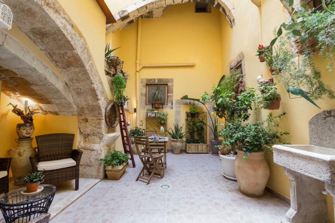 Casa Nagale- Una Suite Di Charme Nel Cuore Di Ortigia A 50 Mt Dal Mare Syracuse Екстер'єр фото