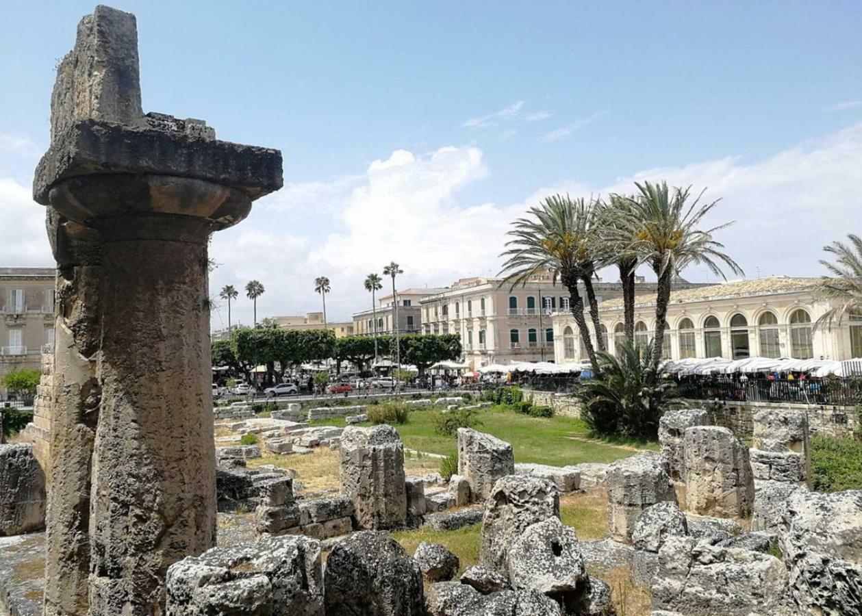 Casa Nagale- Una Suite Di Charme Nel Cuore Di Ortigia A 50 Mt Dal Mare Syracuse Екстер'єр фото